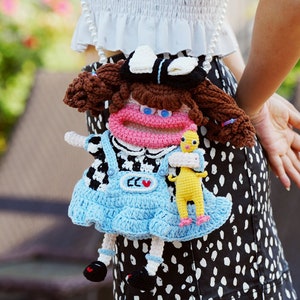 Nanalulu Handgemachte Wurst Lippen Handytasche "Dakota", Geldbörse, Umhängetasche, Gehäkelte Geldbörse Schultertasche, fertiges Produkt, Kawaii Geschenk