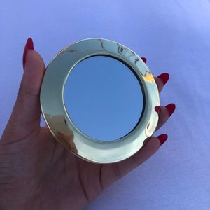 Golden Brass Decorative Wall Mirror, Unique Hock Mirror Available In Rond Forms , Handcrafted Gifts