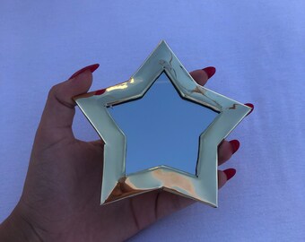 Golden Brass  Decorative Wall Mirror, Unique Hock Mirror Available In Star Forms , Handcrafted Gifts ,Trendy Star Mirror for Home Decoration