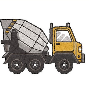 Puede incluir: Un camión mezclador de cemento amarillo con un tambor de concreto gris. El camión tiene un chasis negro y ruedas negras.