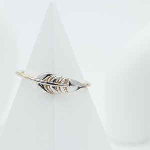 14k Solid Gold Feather Ring, Feather Gold Ring, Gold Statement Ring for Women, 14k Gold Dainty Ring, Bird Feather Jewelry, Stacking Ring