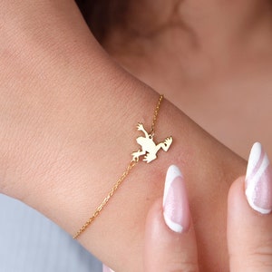 Frog Bracelet in 14K Solid Gold, Cute Animal Jewelry, Frog Bracelet, Summer Bracelet,Animal Lover Gift, Quirky Gifts ,Christmas Gifts