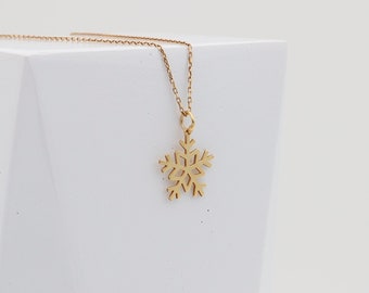 14K Solid Gold Snowflake Charm Necklace, Gold Snowflake Pendant,  Snowflake Jewelry,Winter Necklace, Dainty Snowflake Pendant,Gift For Her