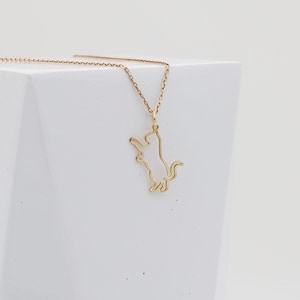 Colar de gato de ouro maciço 14K, pingente delicado de gato de ouro, joias de gato de ouro verdadeiro, pingente de animal de ouro, presente para amantes de gatos, colar com barra de nome, pingente de animal