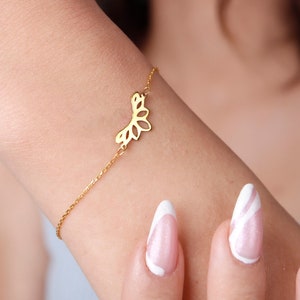 Lotus Bracelet in 14K Solid Gold, Real Gold Lotus Flower, Lotus Flower Jewelry, Dainty Lotus Charm Bracelet,Flower Jewelry, Christmas Gifts