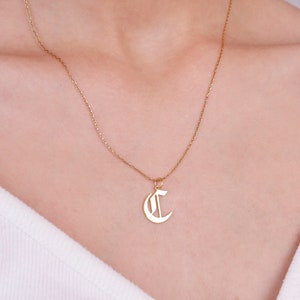 Colar inicial inglês antigo de ouro maciço 14K, pingente inicial, colar de monograma, colar de letras, colar de nomes, joias de letras personalizadas