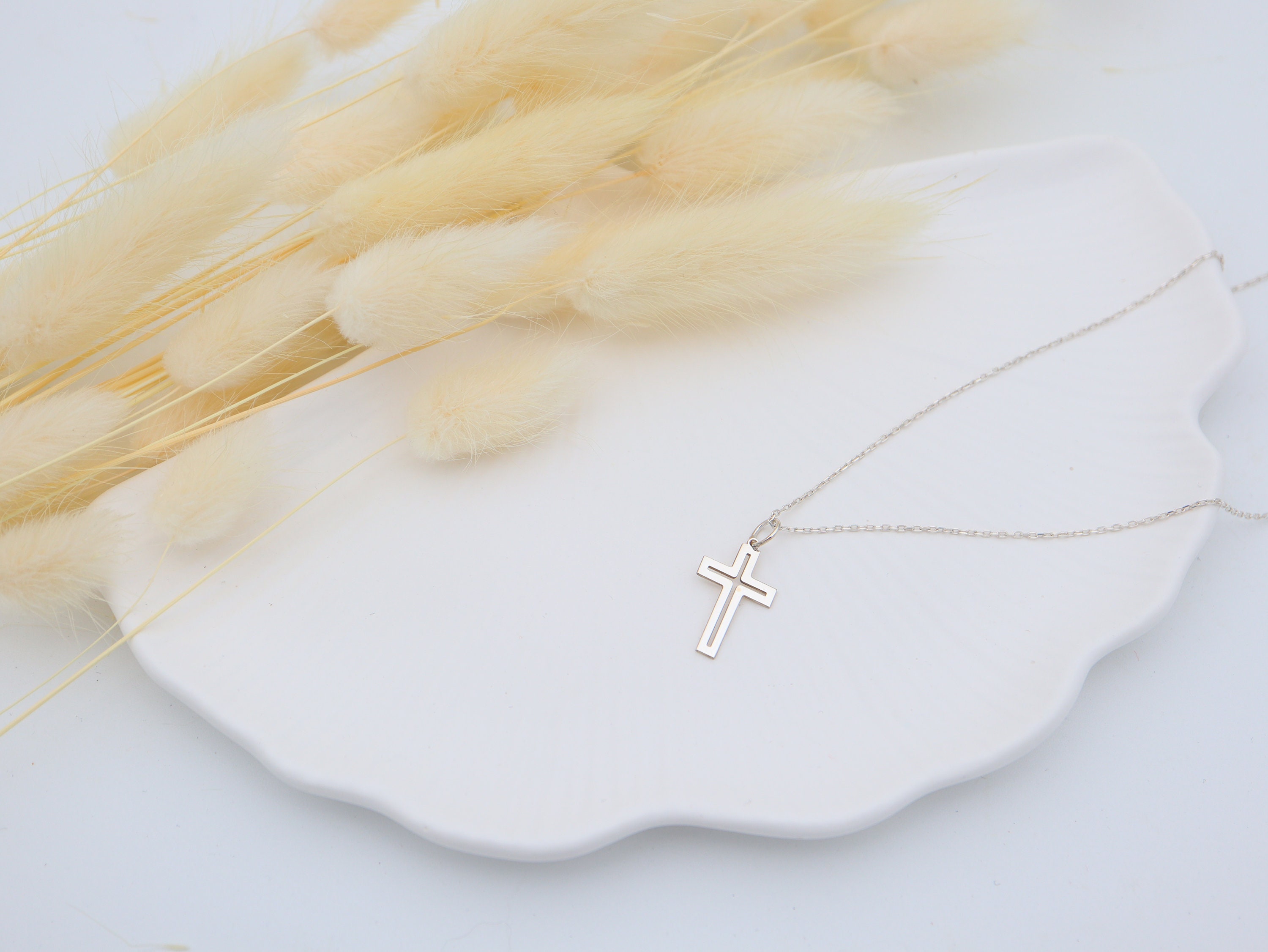 Small Gold Plated Sterling Silver Cross Pendant Necklace – 925 Silver, 14 To 28 Inch Chain – Jewellerybox