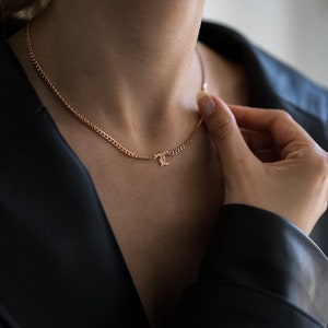 Collar Símbolo Letra Plata Personalizado - Joyería Única y Original - Collar Símbolo Letra Plata Elegante - Collar Minimalista