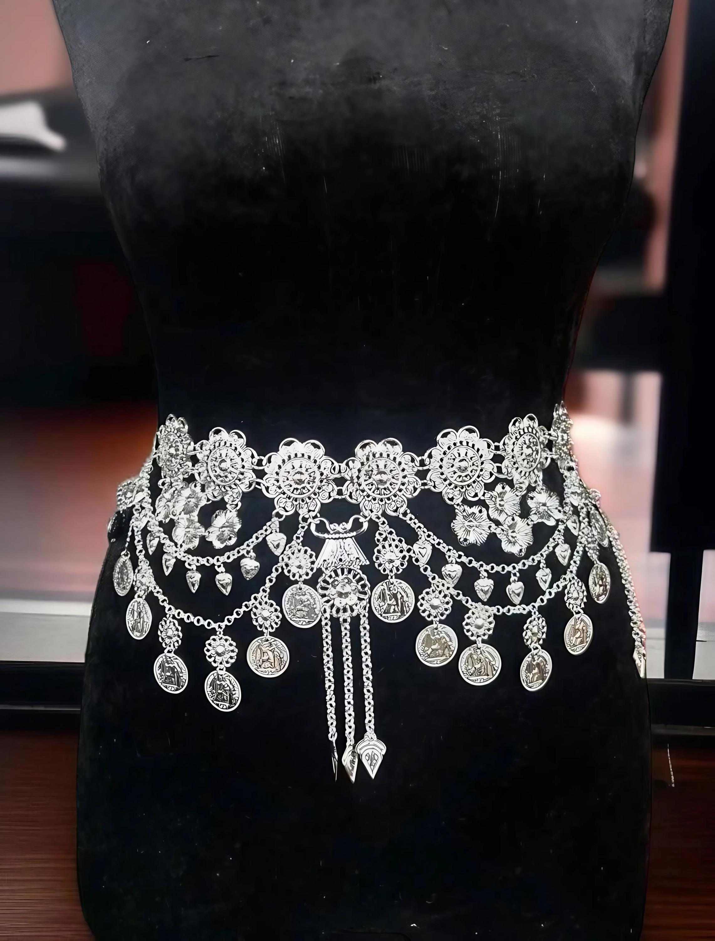 VALLUV | MELLE SILVER BAG CHARM [正規品/関税込] big_A1924_SVCHRM.jpg