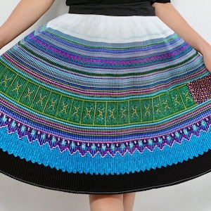 Hmong pleated skirt vintage / Handmade Hill tribe skirt / Ethnic costume / Embroidered skirt by Hmong woman in the north of Vietnam