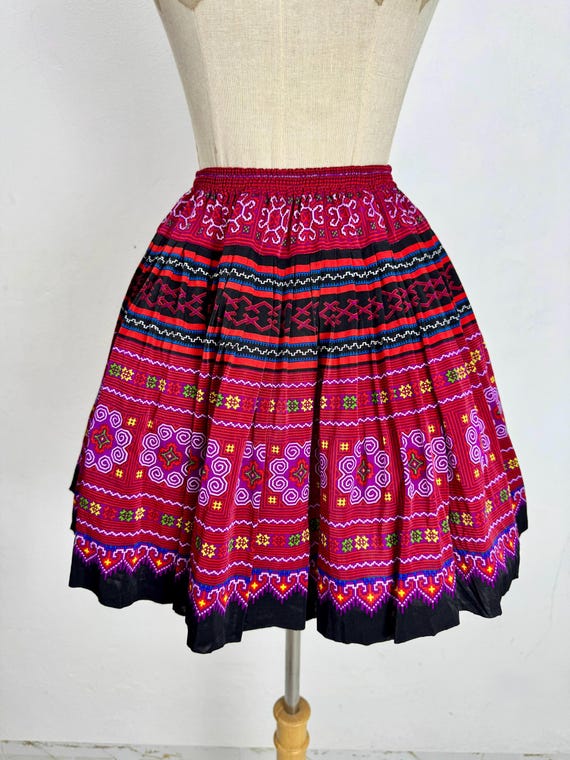 モン族のスカートヴィンテージ / 手作り山岳民族のスカート / 民族衣装