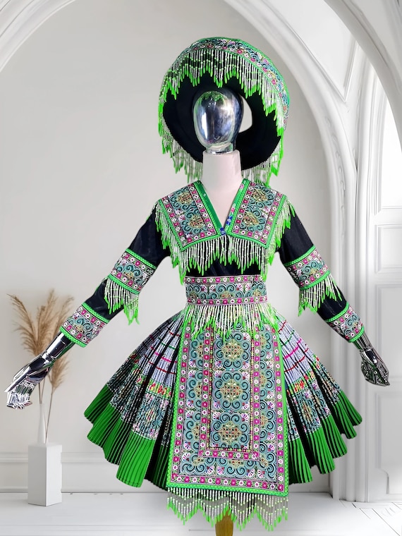 Hmong dress for women, Ethnic embroidered Hmong clothes, Hill tribe Handmade Hmong outfit, Hmong Traditional costumes in Vietnam