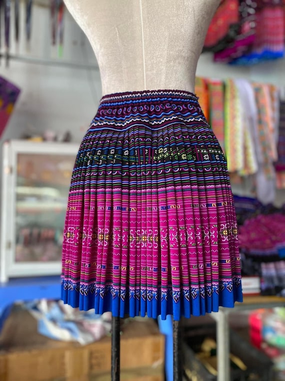 モン族のスカートのヴィンテージ / 手作りの山岳民族のスカート / 民族
