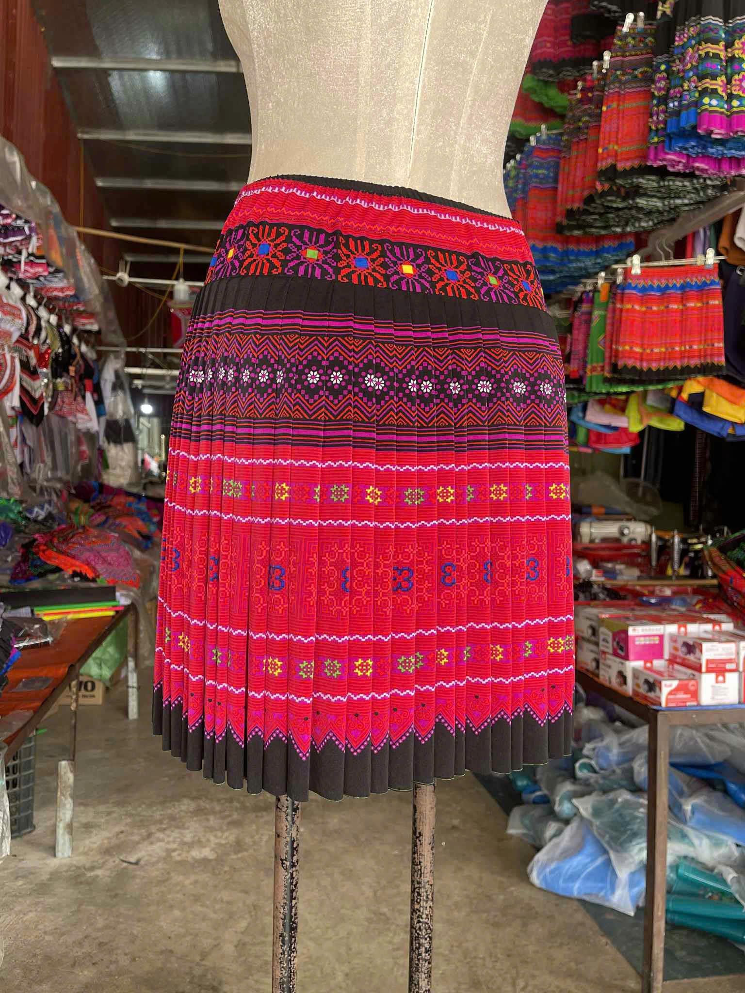 モン族のスカートヴィンテージ / 手作り山岳民族のスカート / 民族衣装