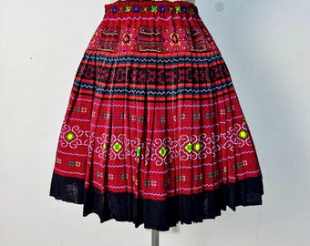 モン族のスカートヴィンテージ / 手作り山岳民族のスカート / 民族衣装
