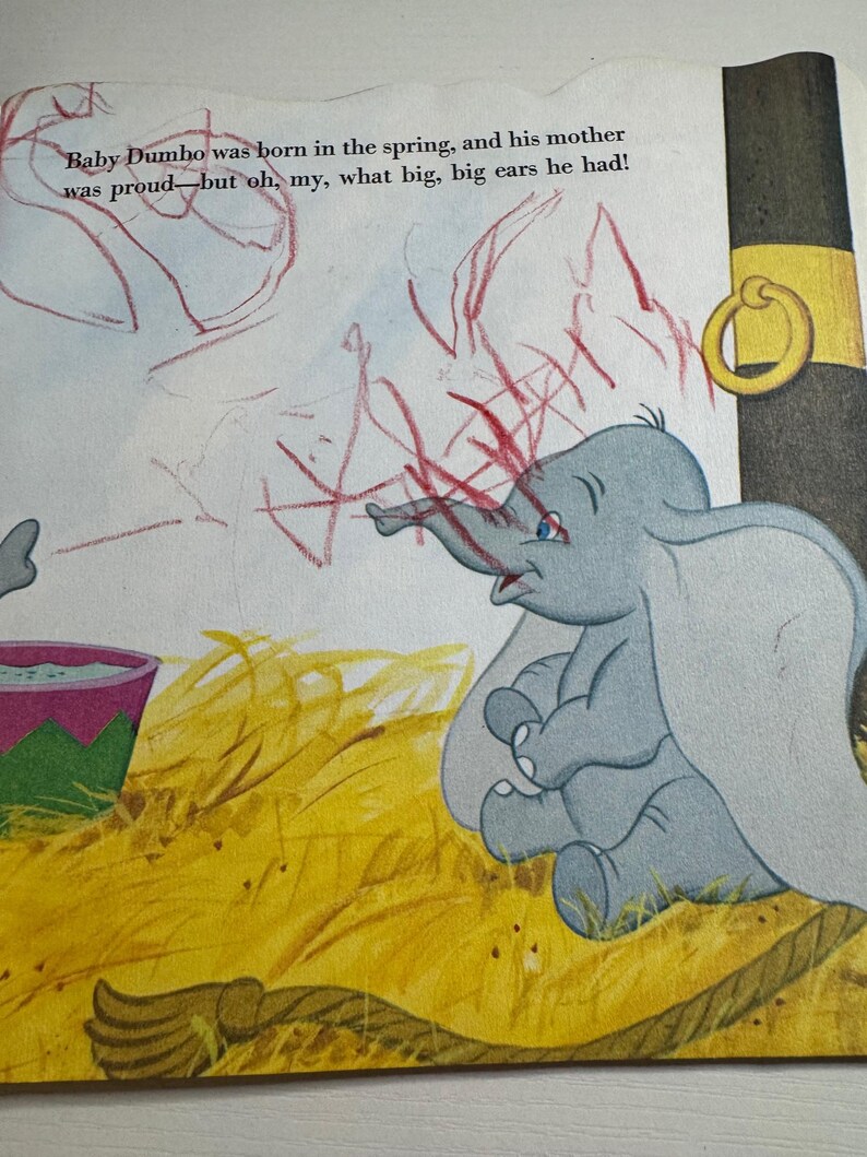 Vintage Dumbo Book: A Golden Super Shape Book, 1977 - Etsy