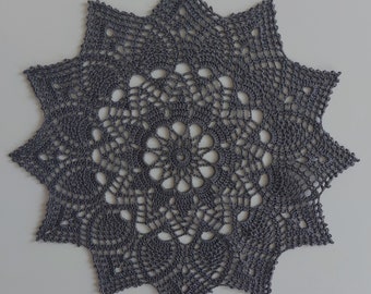 Tapete de algodón de ganchillo hecho a mano gris oscuro Ø10.6"/27 cm Decoración del hogar Tapetes de encaje Vintage Housewarming idea de regalo Mandala