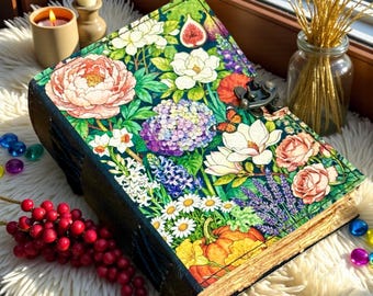 Floral Leather Journal Vintage Flower Embossed Notebook | Handmade Writing Diary Sketchbook & Book of Shadows | Gift for Her Writers Artists