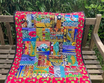 Couette africaine en patchwork de cire NOUVEL accrochage mural, housse de chaise, genoux, couette pour tout-petit