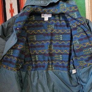 Vtg 90s Large Green Columbia Winter Jacket - Hooded with Southwestern Fleece lining Bild 4