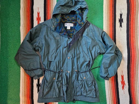 Vtg 90s Large Green Columbia Winter Jacket - Hooded with Southwestern Fleece lining