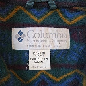 Vtg 90s Large Green Columbia Winter Jacket - Hooded with Southwestern Fleece lining Bild 3