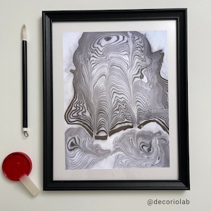ORIGINAL Art traditionnel japonais abstrait Art mural noir et blanc Impression Suminagashi monochrome peinte à la main Cadeau unique pour un nouvel appartement