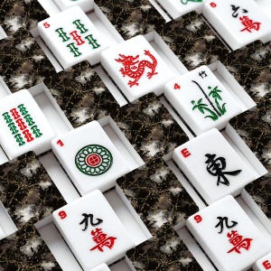 Fichas de Mahjong de Mármol Negro Oro – Juego de acrílico con acabado imitación piedra. imagen 2