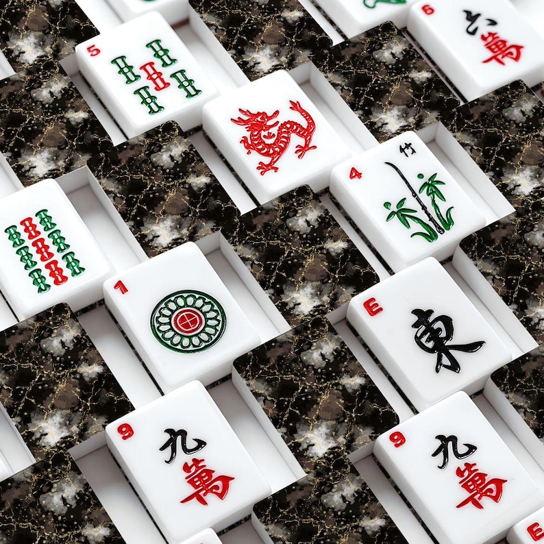 Fichas de Mahjong de Mármol Negro Oro – Juego de acrílico con acabado imitación piedra. imagen 2