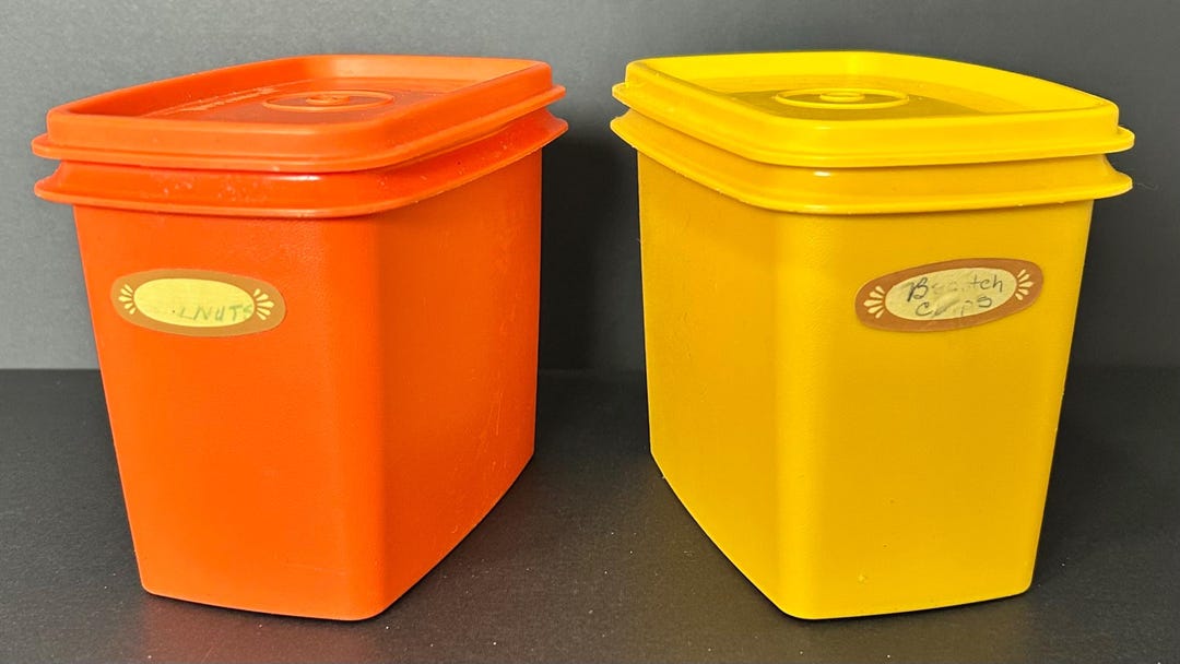 Vintage Tupperware Orange and Yellow Shelf Saver Storage Containers ...
