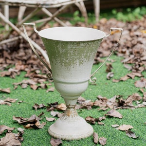 Vintage Planter with Handles Garden Flower Planter Handled Plant Pot Rustic Flower Plant Container Metal Vase Home Garden Decor Gift