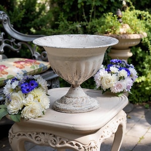 Rustic Metal Urn Planter Distressed Antiqued Urn Farmhouse Compote Decor Tabletop Floral Display Wedding Floral Centerpiece Home Decor Gift