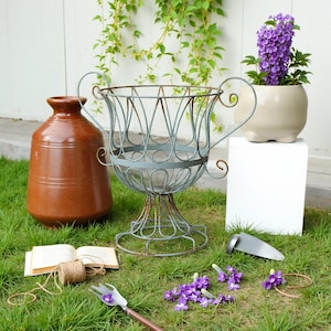 Retro Blue Shabby Style Iron Hollow Flower Pot Dreamy Art Container for Garden Plants.