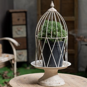 Rustic Style Plant Holder Distressed Metal Birdcage Planter Stand Vintage White Garden Ornament Floral Plant Display Farmhouse Home Decor