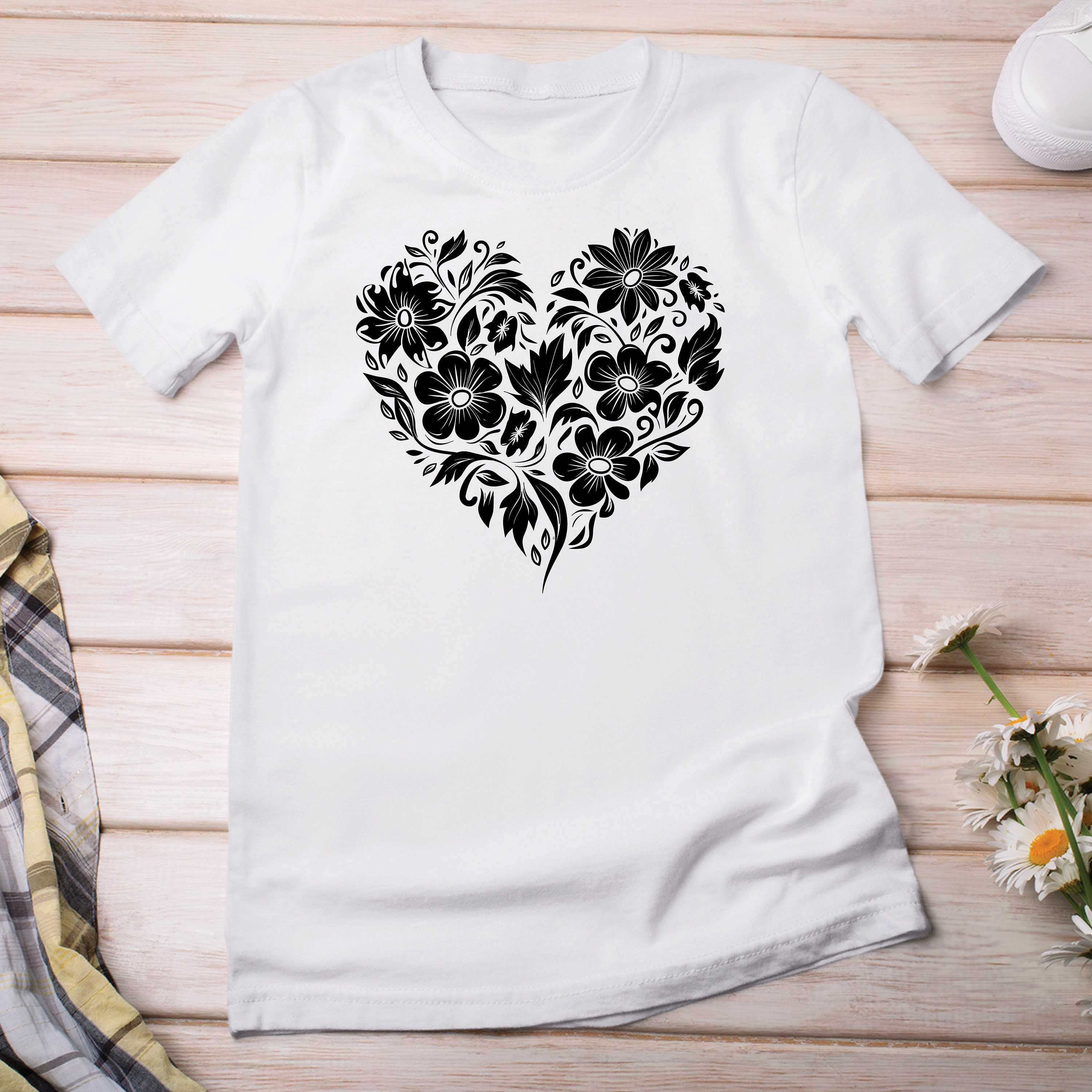 Flower Heart Svg Design, Heart Svg for Cricut, Heart Wreath Svg, Flower ...