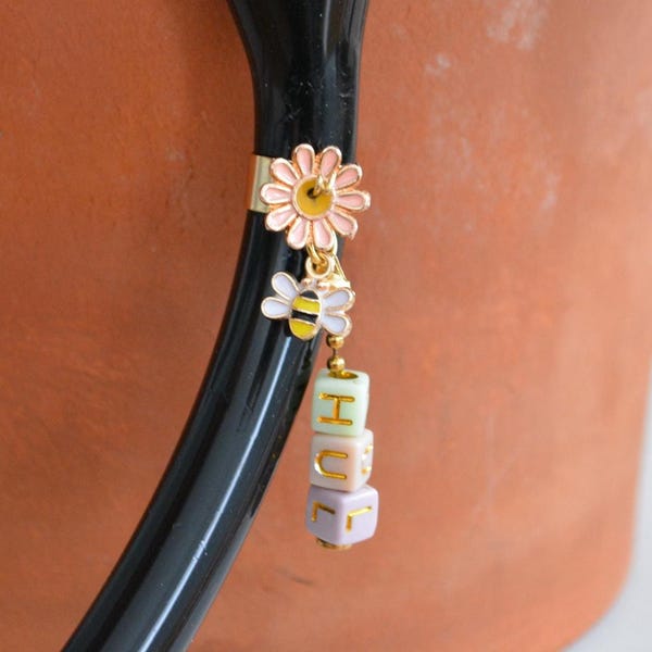 Daisy Stethoscope Charm with Bee: Custom Initial Medical Gift