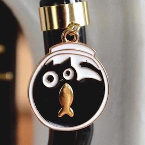 Cute & Playful Cat Stethoscope Charm – Rotates and Stays Secure!
