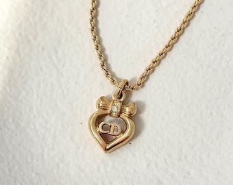 アクセサリー Dior Germany Vintage Heart Necklace Gold 24867671_55002435_600.jpg
