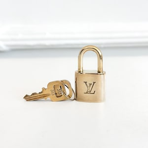 Louis Vuitton Padlock 313 - 2 Keys