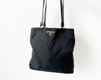 Vintage 1990s Prada Spazzolato Black Patent Leather Shoulder Bag 