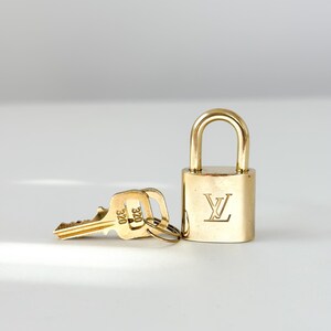 Louis Vuitton Padlock 320 - 2 Keys