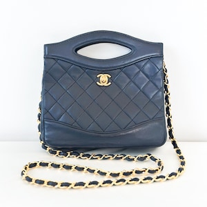 Vintage Chanel 31 Quilted Lambskin Shoulder Bag – Navy with Gold Hardware