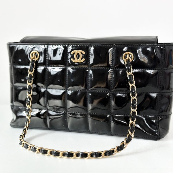 Vintage Chanel Black Chocolate Bar Patent Bag