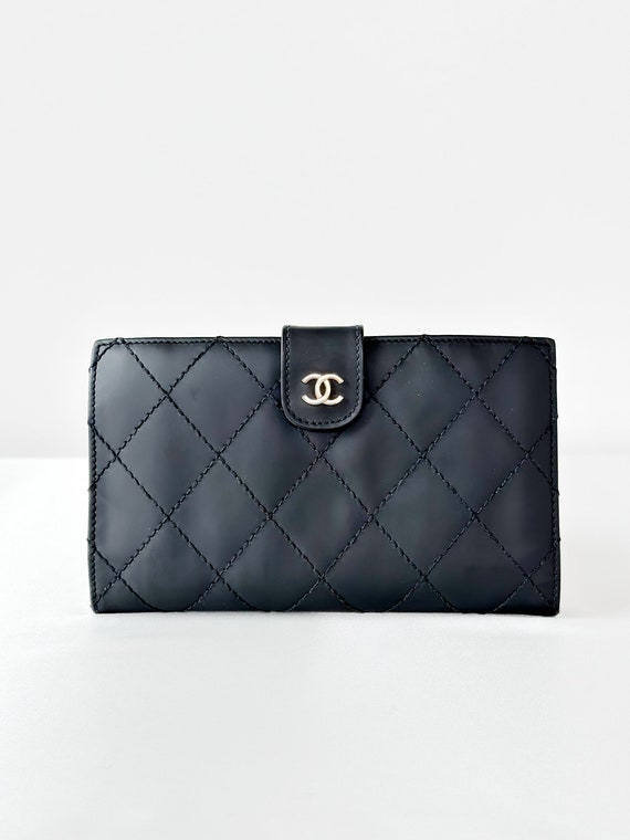 Chanel Black Wallet Vintage Quilted