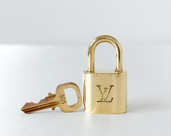 Authentic LOUIS VUITTON Lock And NO Key set #320 #307 Padlock brass Used LV