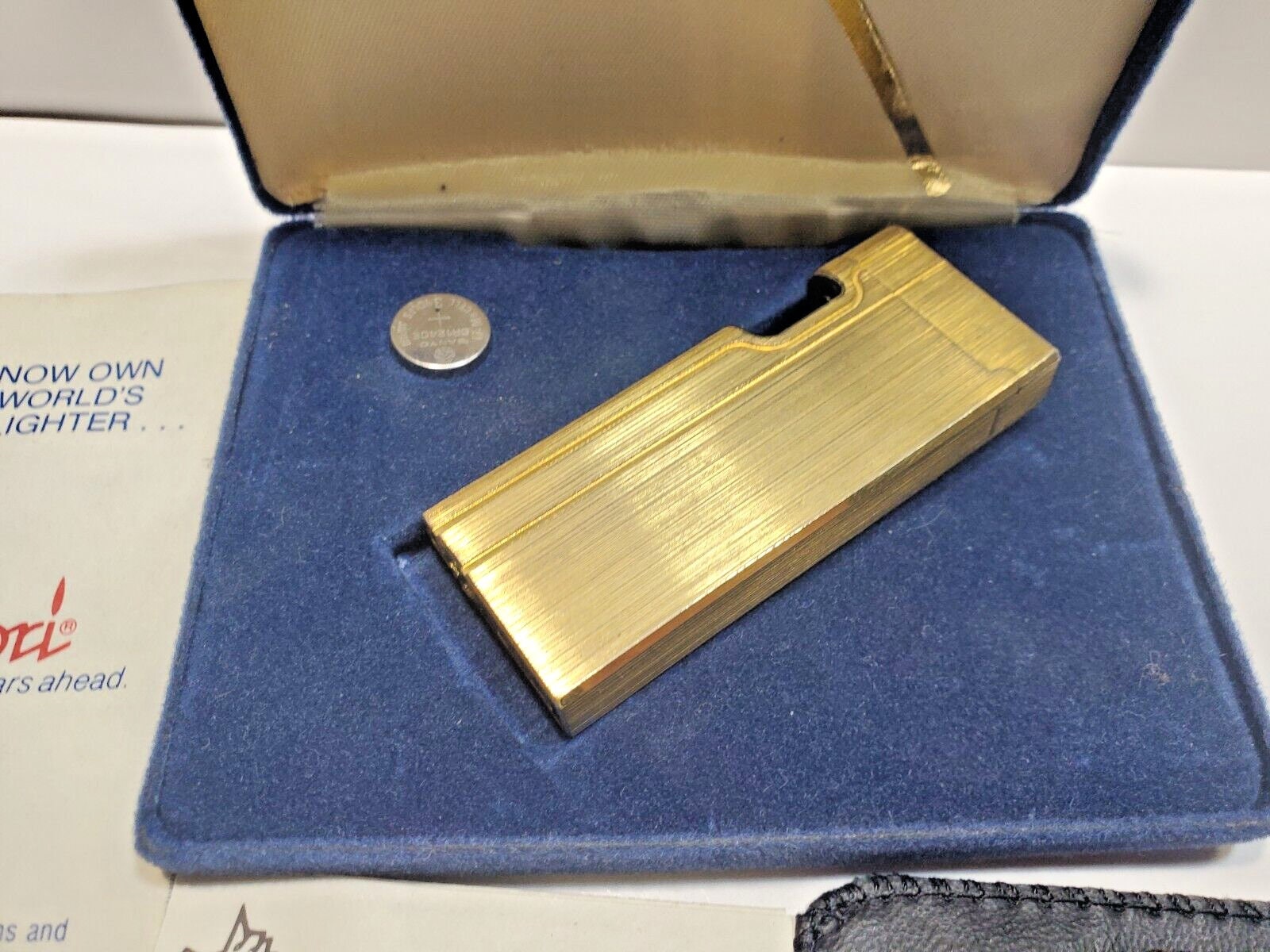 Vintage Colibri Beam Sensor Gold Tone Lighter, Original Box