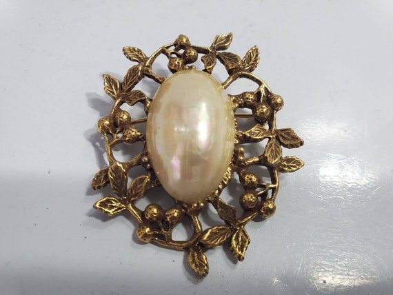 Vintage Antique Rhinestone GOLD Tone Pin Brooch 1… - image 2