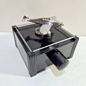 Silent Flame Lighters
