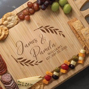 Personalized Charcuterie Board Bread Cheese Cracker Nut Veggie Fruit Dish Serving Tray Accesories Custom Engraved BrunchGift Mom Wife Couple