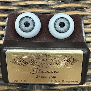 Vintage Full Round German hollow blown Glass Glasaugen Doll Eyes in Grey Grau size 24 mm. Made in West Germany